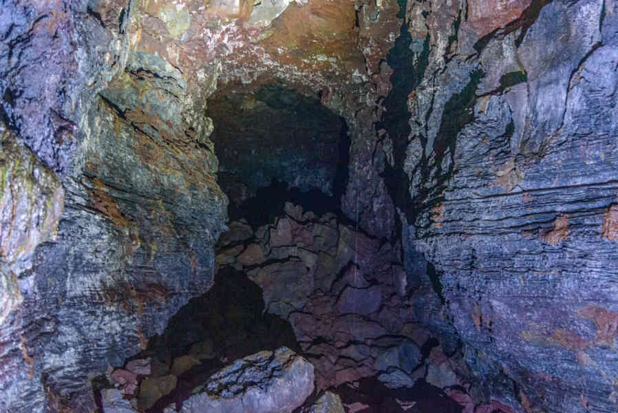 Islandia 118 - Raufarhólshellir - túnel de lava.jpg